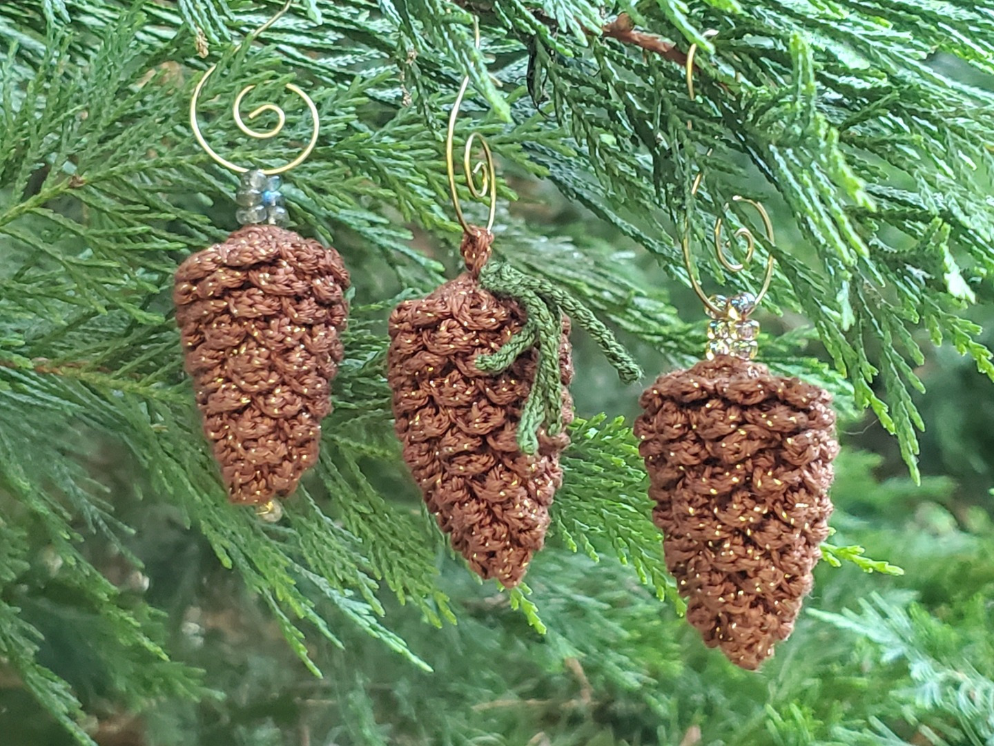 Pinecones - Sparkly Brown with Beads